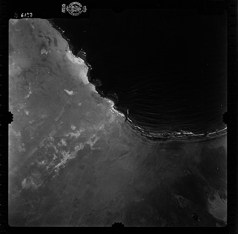 Fotografía aérea de la Caleta de Famara en 1955 III