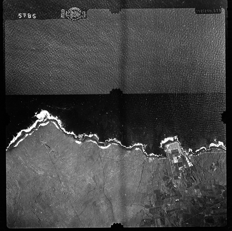 Fotografía aérea de Punta Mujeres en 1954 I