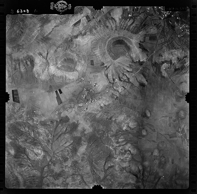 Fotografía aérea de las Casitas de Femés en 1955