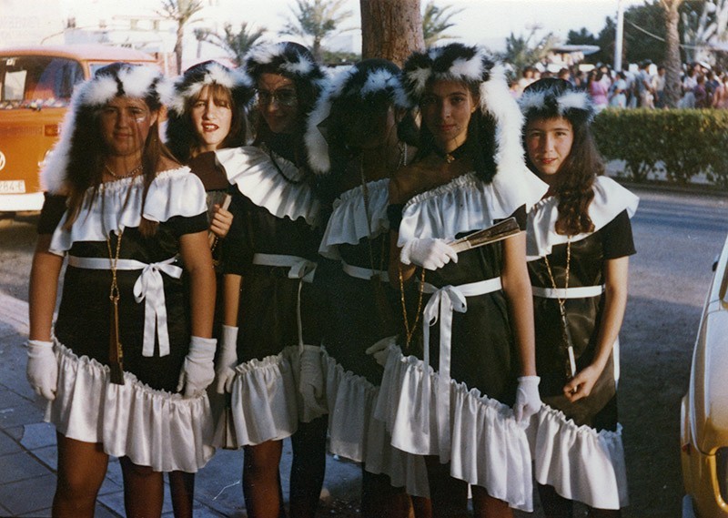Jóvenes en carnaval