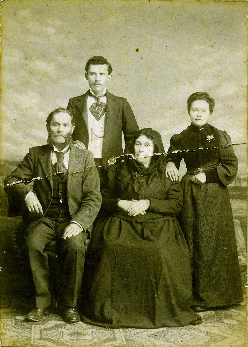 Familia de Avelina González