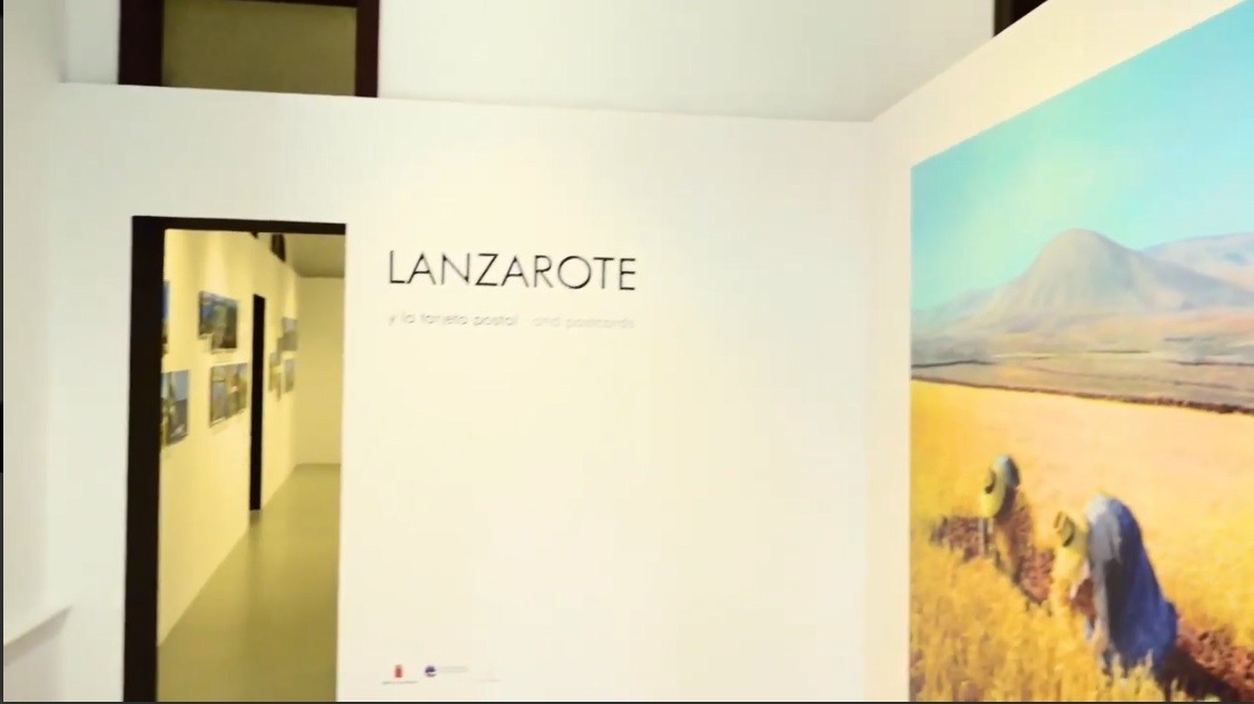 Anuncio de la exposición "Lanzarote y la tarjeta postal"