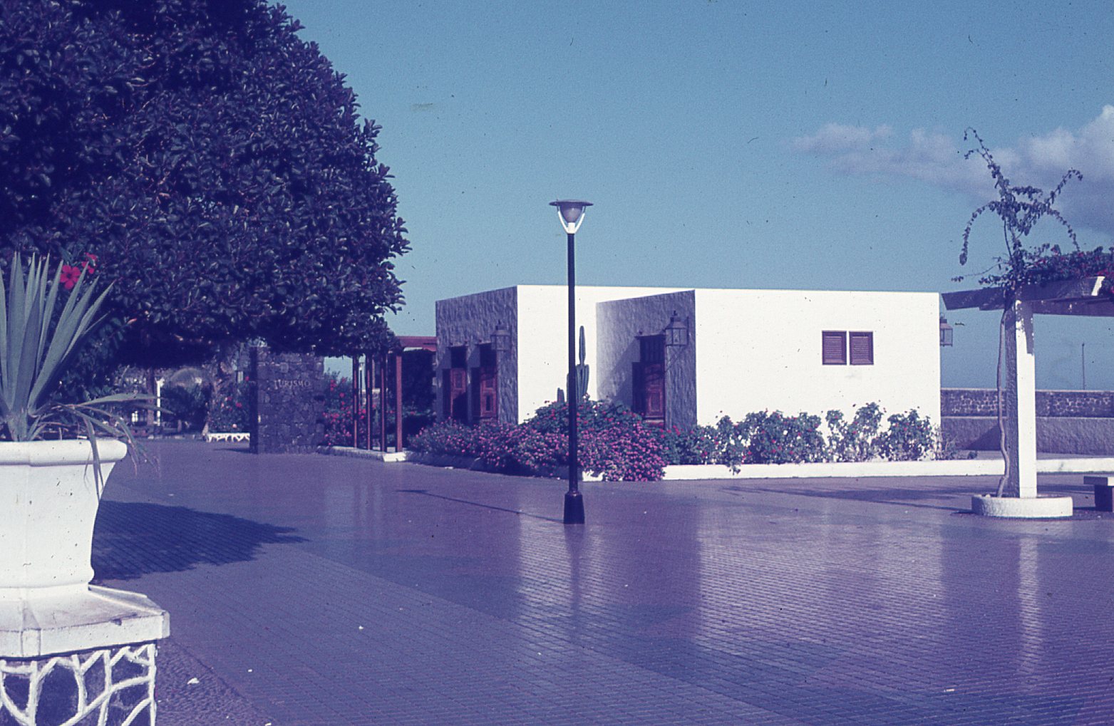 Antiguas oficinas de Turismo en el Parque José Ramírez Cerdá de Arrecife