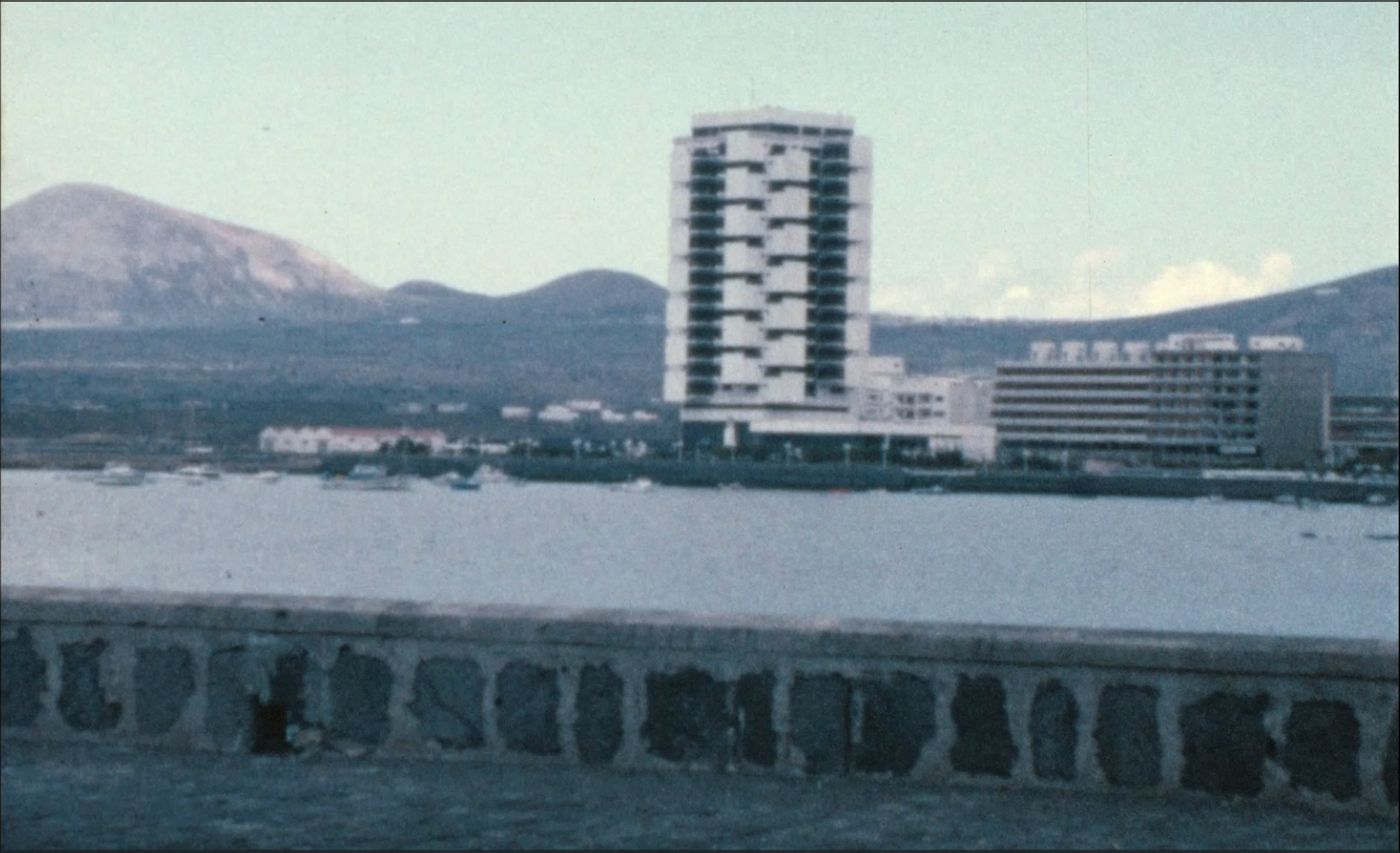 Muelle comercial de Arrecife (c. 1972)