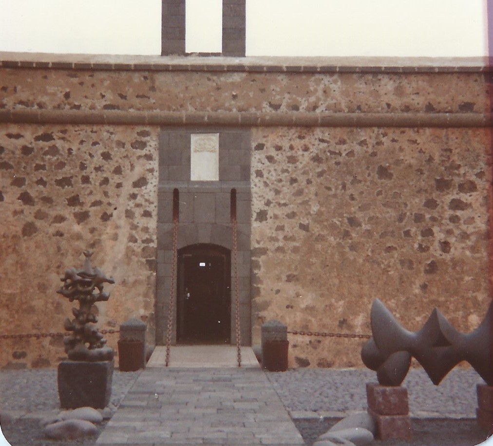Fachada del Castillo de San José